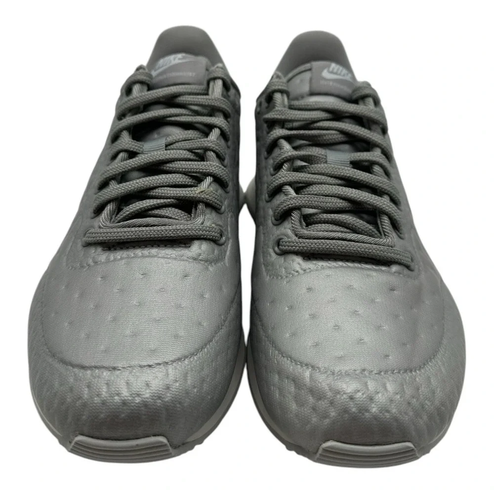 Nike Women's Athletic Shoes Gray